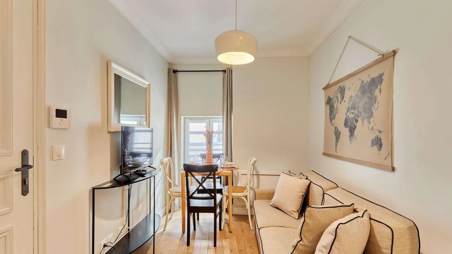 Apartement With Ac Center Of פריז